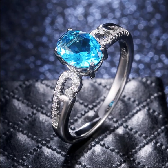 New Women’s 925 Silver Sapphire Oval cut Ring - Picture 5 of 6